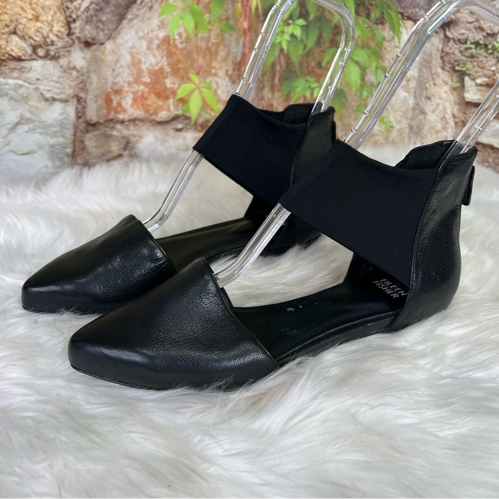 EILEEN FISHER Black Leather Pointed Toe Flats with Elasticized Ankle Strap, 8.5 - Picture 2 of 10